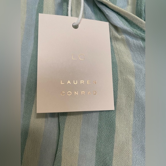 NWT / Lauren Conrad Blouse - Picture 2 of 3